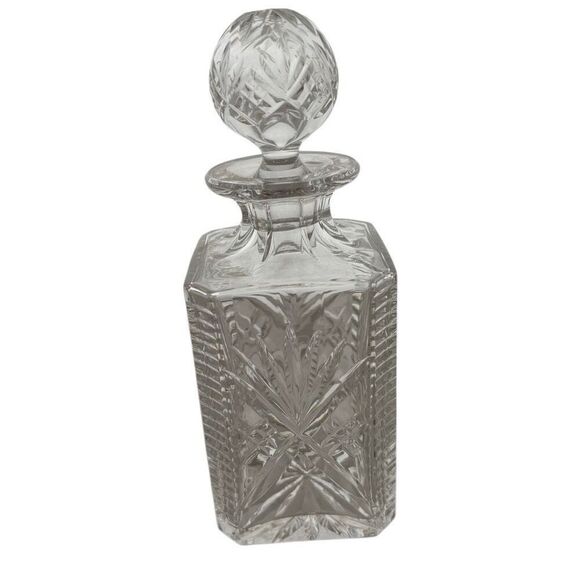 Thomas Webb Square Cut Glass Whiskey Decanter - Picture 4 of 8